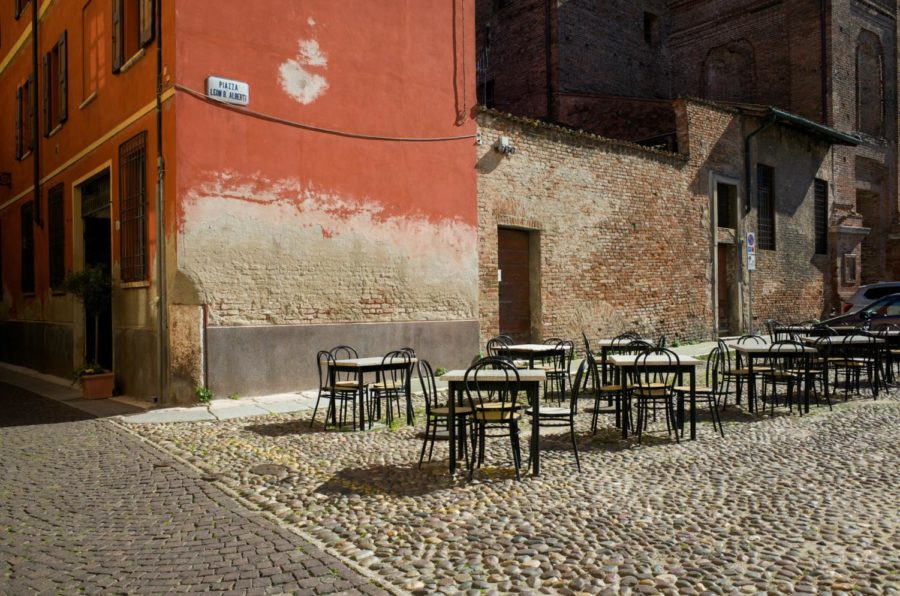 The streets of Italy are often close to empty during the afternoon, as many people are taking their siesta, known as 'il riposto' in Italy. There is a broad spectrum of opinions regarding the benefits of siesta. Employers hesitate since they fear some employees taking advantage of the designated time, whereas others desperately need this napping session in order to help them push through the tough workday. “I think that it’s important to weigh both sides and see the benefits which a siesta can yield, as well as its adverse consequences in a specific office,” said Adam Kamenetz ’23, when asked about the pros and cons of implementing siesta.