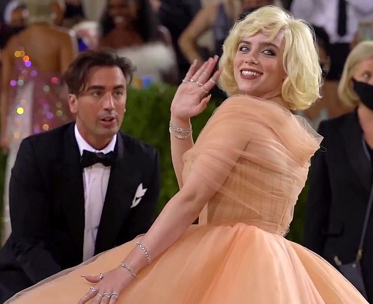The Met Gala, known as “fashion’s biggest night out”, has become an insanely popular event, attracting dozens of designers and high profile guests. Here is Billie Eilish attending the 2021 Met Gala.